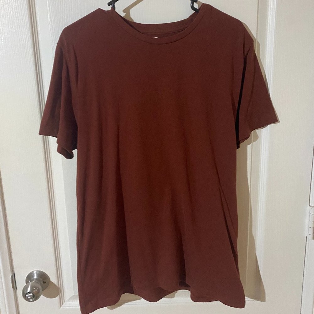 Old Navy Gender Neutral T-Shirt